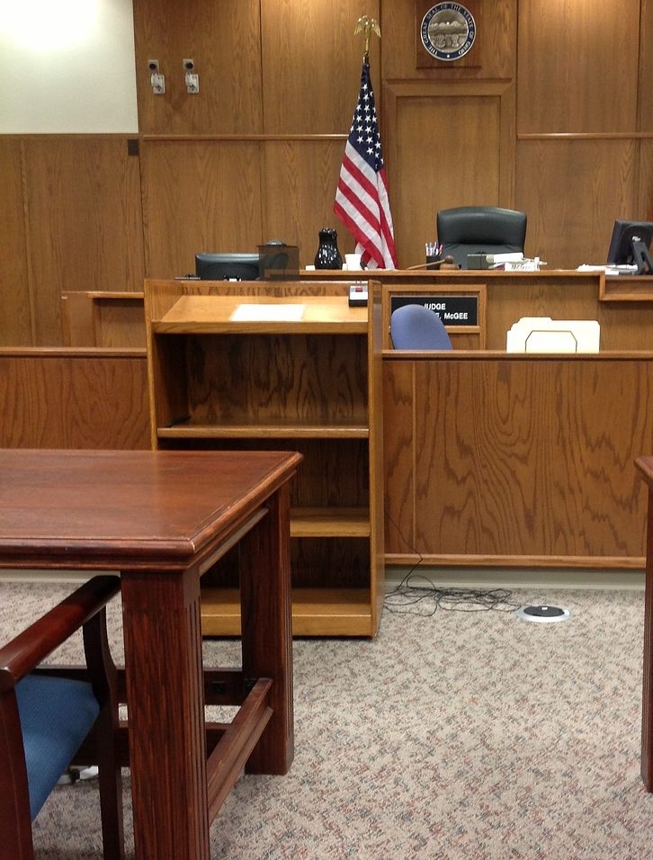 courtroom, court, courthouse-144091.jpg